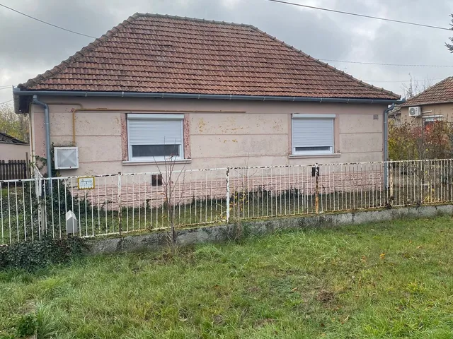 Eladó ház Mátételke 70 nm