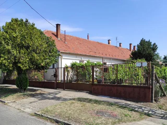 Eladó lakás Kiskunhalas, Felsőváros 48 nm