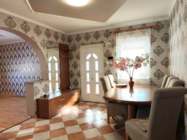 Eladó ház Kiskunhalas 72 nm