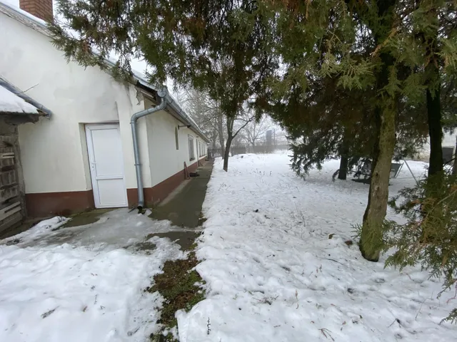 Eladó mezőgazdasági ingatlan Bócsa 121 nm