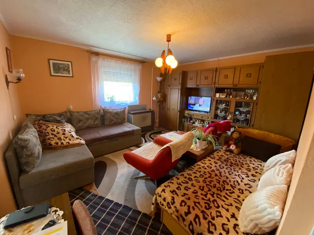 Eladó ház Kiskunhalas 35 nm