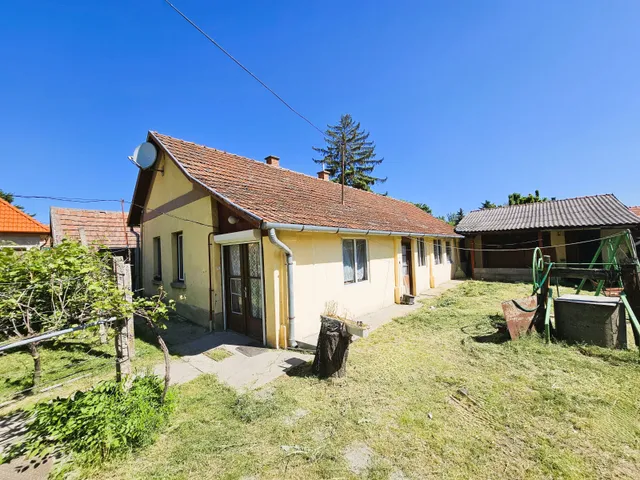 Eladó ház Kiskunhalas 90 nm