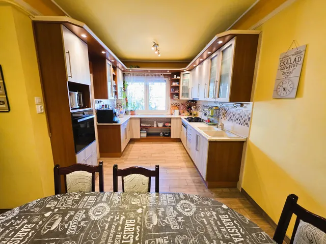 Eladó ház Kiskunhalas 130 nm