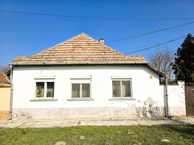 Eladó ház Csátalja 90 nm