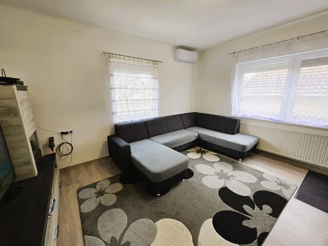 Eladó ház Kiskunhalas, Kertváros 100 nm