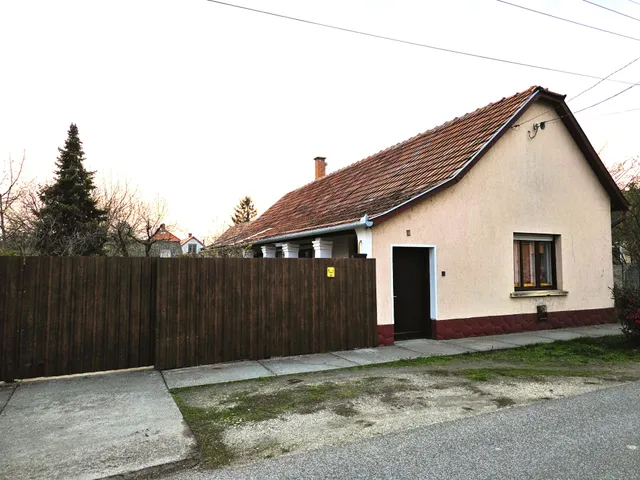 Eladó ház Kiskunhalas 62 nm