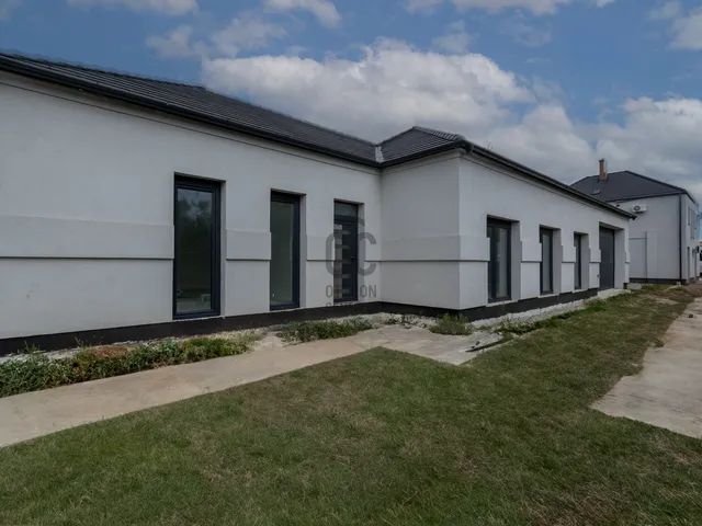 Eladó ház Székesfehérvár, Öreghegy 160 nm