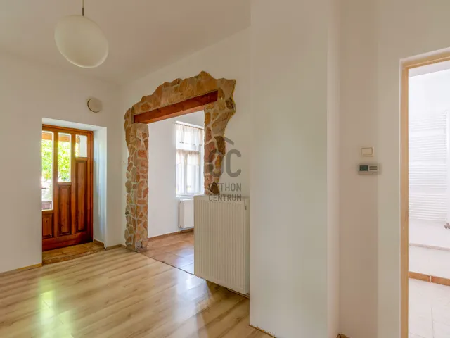 Eladó ház Székesfehérvár, Alsóváros 138 nm