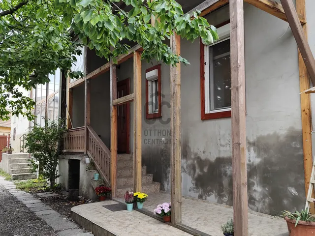 Eladó ház Székesfehérvár, Alsóváros 138 nm