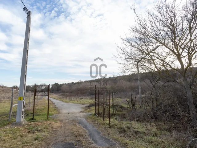 Eladó telek Kincsesbánya 8116 nm