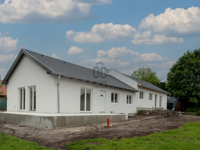 Eladó ház Pákozd 83 nm