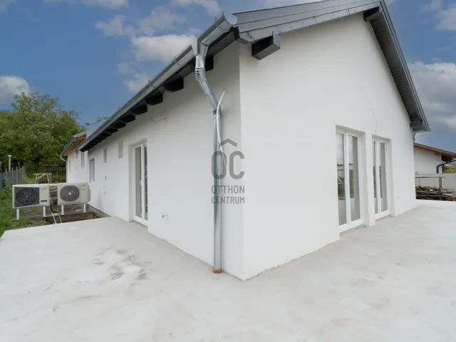 Eladó ház Pákozd 83 nm
