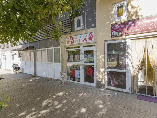 Eladó kereskedelmi és ipari ingatlan Székesfehérvár, Víziváros 32 nm
