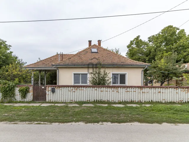 Eladó ház Lepsény 80 nm