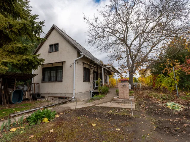 Eladó ház Székesfehérvár, Feketehegy 30 nm