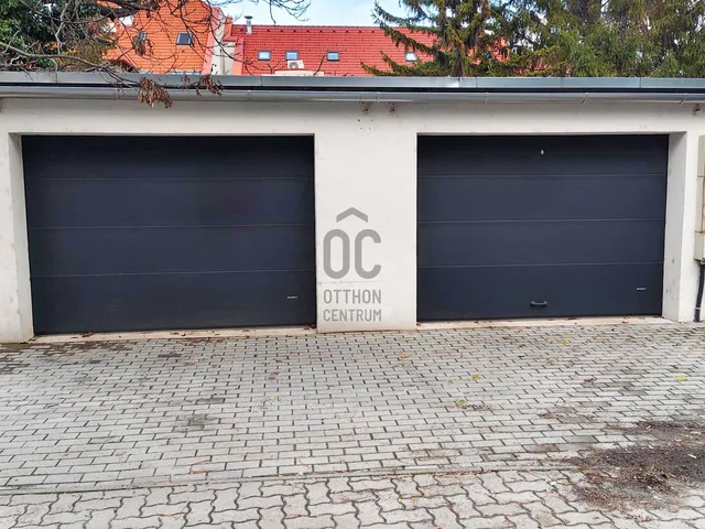 Eladó garázs Székesfehérvár, Prohászka 51 nm