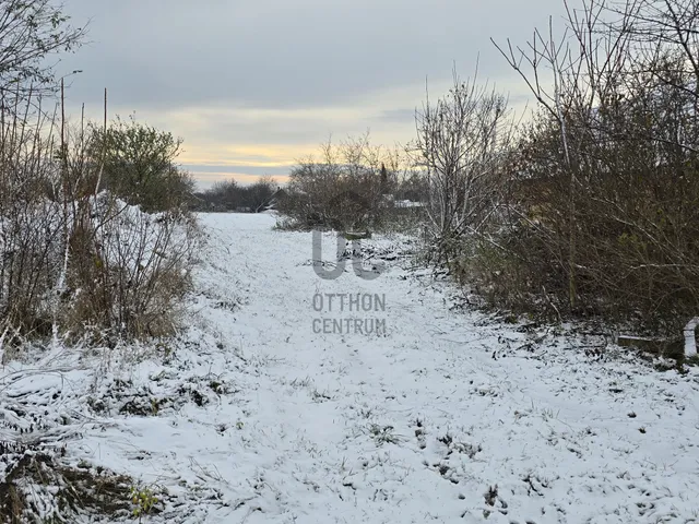 Eladó telek Kisláng 2158 nm