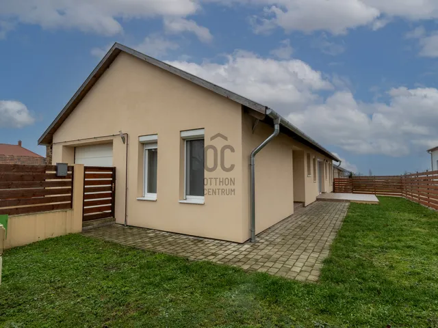 Eladó ház Úrhida 130 nm