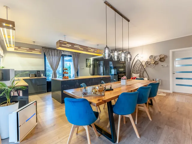 Eladó ház Székesfehérvár, Öreghegy 260 nm