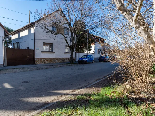 Eladó ház Székesfehérvár, Felsőváros 130 nm