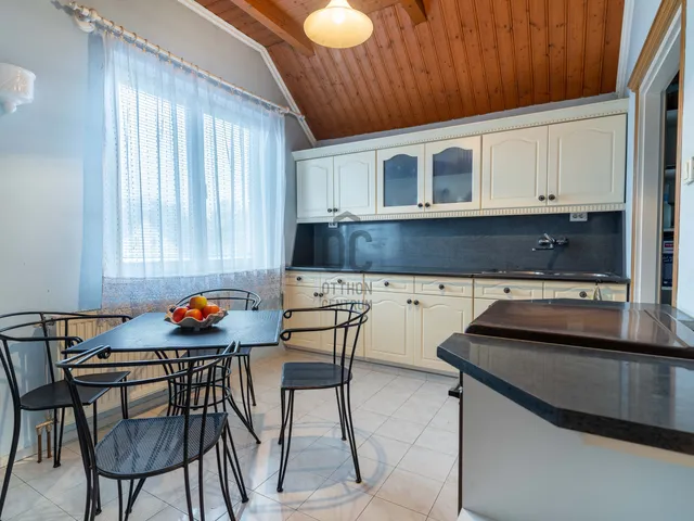 Eladó ház Pusztavám 160 nm