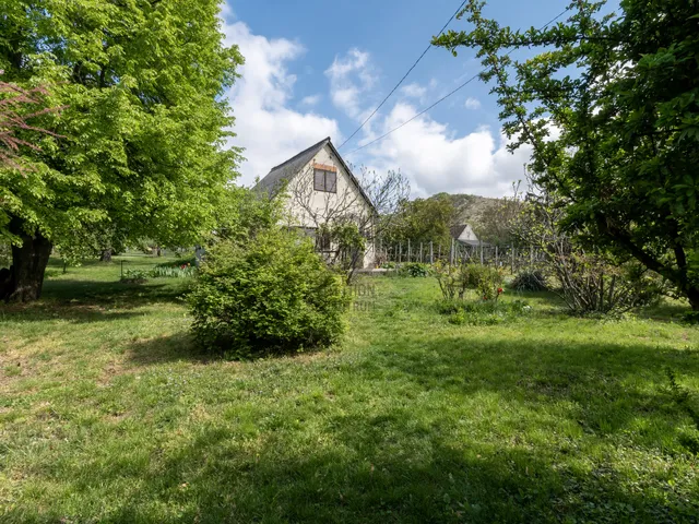 Eladó ház Csákberény 38 nm