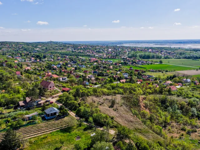 Eladó telek Sukoró 6258 nm