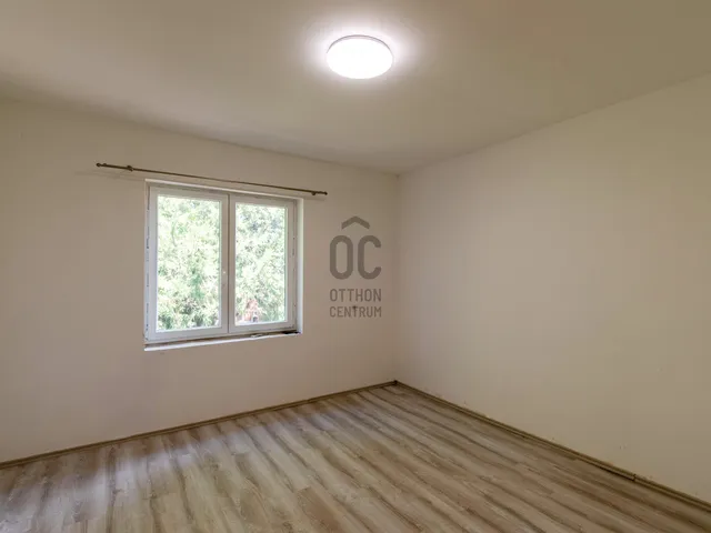 Eladó ház Füle 70 nm
