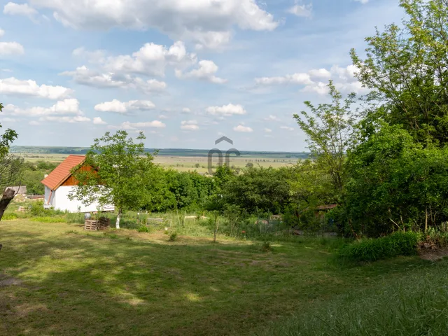 Eladó telek Csákvár 742 nm