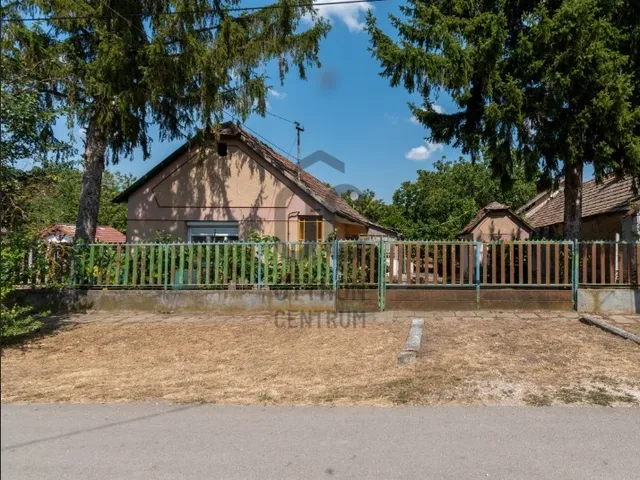 Eladó ház Csősz 50 nm