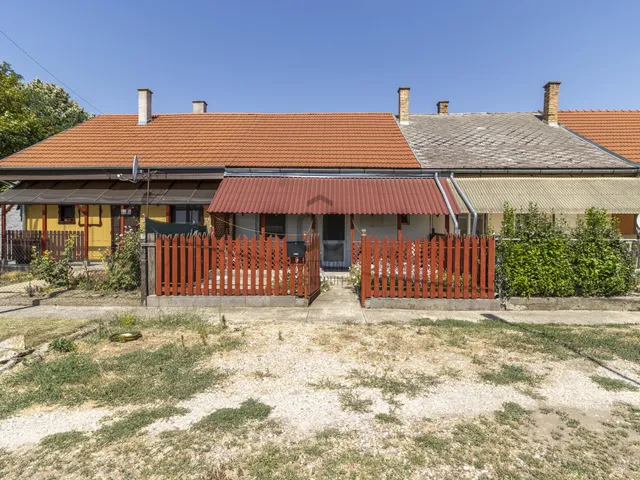 Eladó lakás Polgárdi 49 nm