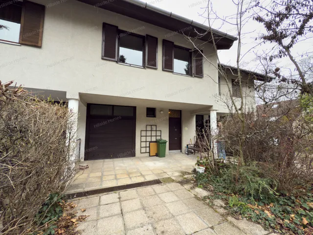 Eladó lakás Budapest XII. kerület, Istenhegy 175 nm