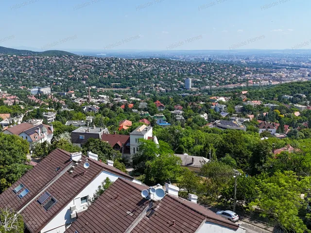 Eladó lakás Budapest XII. kerület, Istenhegy 175 nm