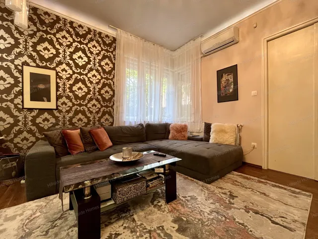 Eladó lakás Budapest I. kerület 90 nm