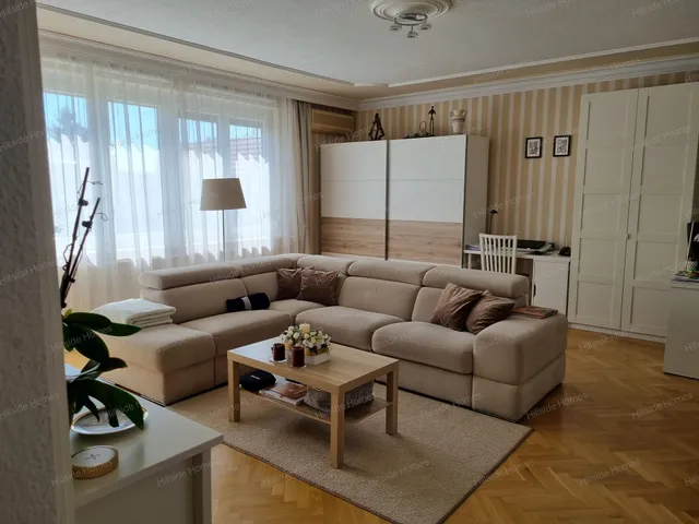Eladó ház Pilisvörösvár 220 nm
