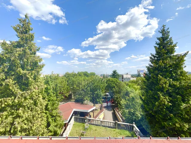 Eladó lakás Budapest XI. kerület, Sasad-Sashegy XI. ker. 165 nm