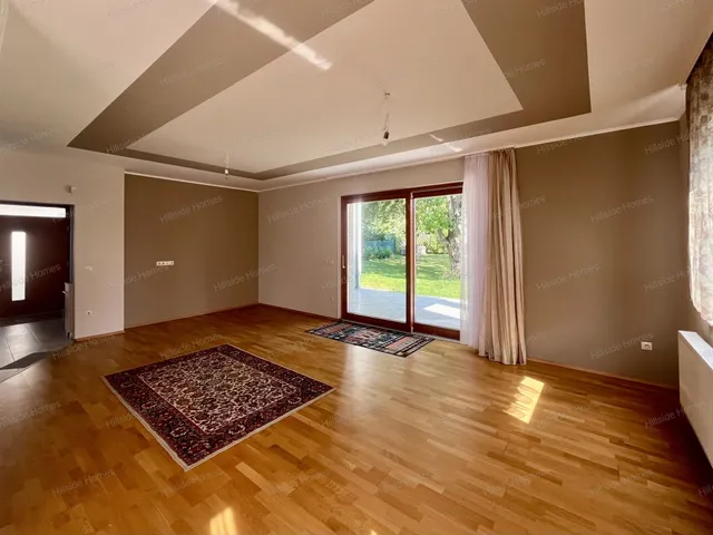 Eladó ház Budapest II. kerület, Erzsébetliget 273 nm