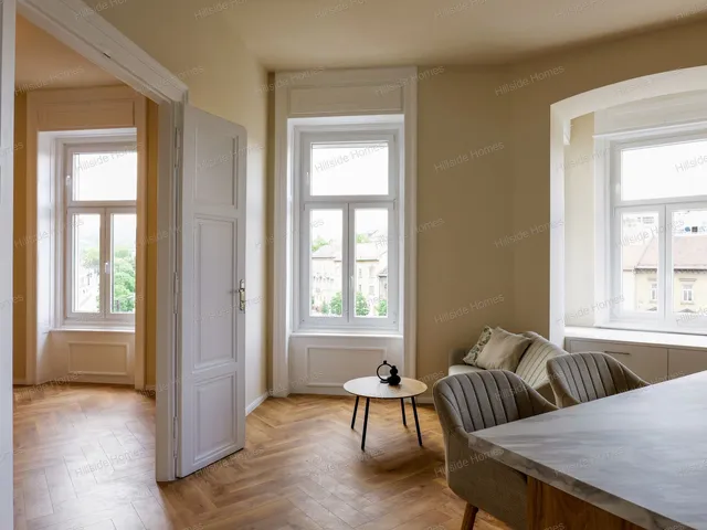 Eladó lakás Budapest I. kerület 91 nm