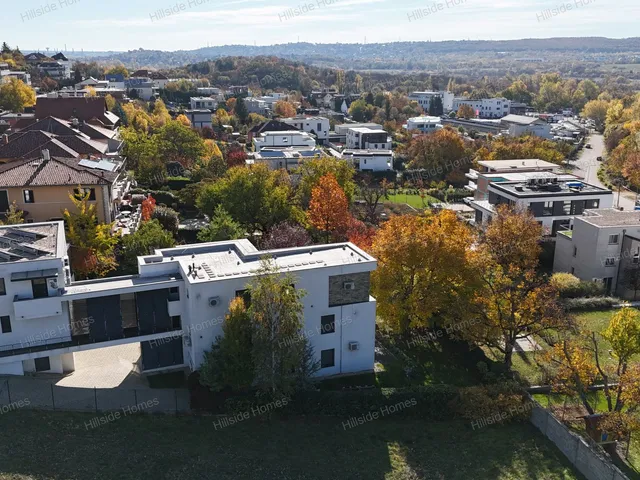 Eladó lakás Budapest XI. kerület, Hosszúrét 100 nm