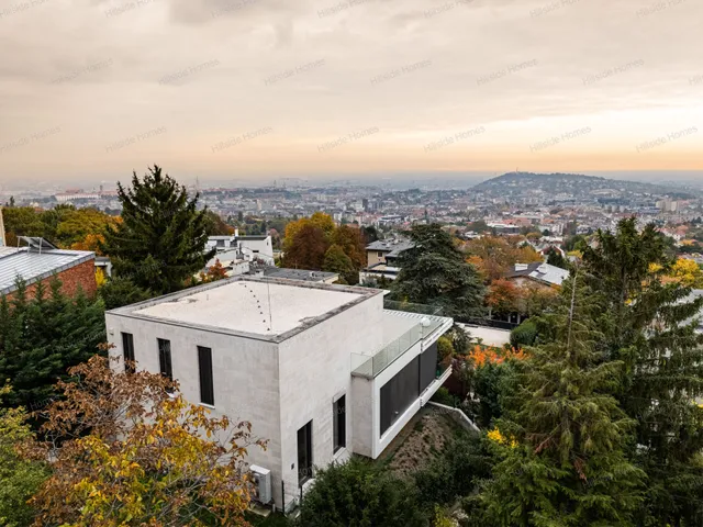 Eladó ház Budapest XII. kerület, Orbánhegy 400 nm