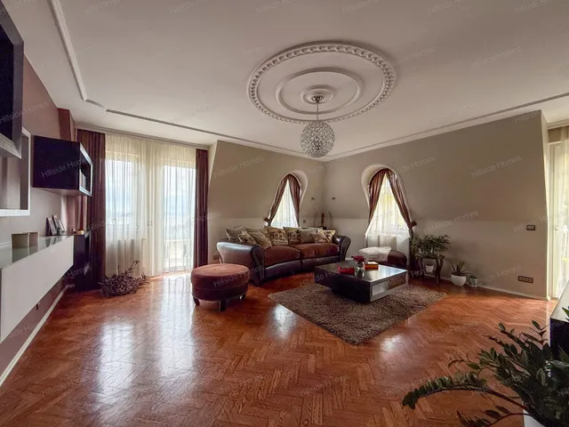 Eladó lakás Budapest II. kerület, Zöldmál 137 nm