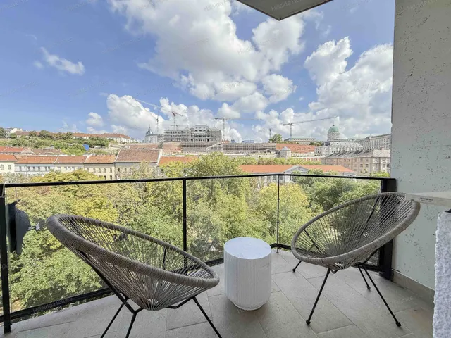 Eladó lakás Budapest I. kerület 76 nm