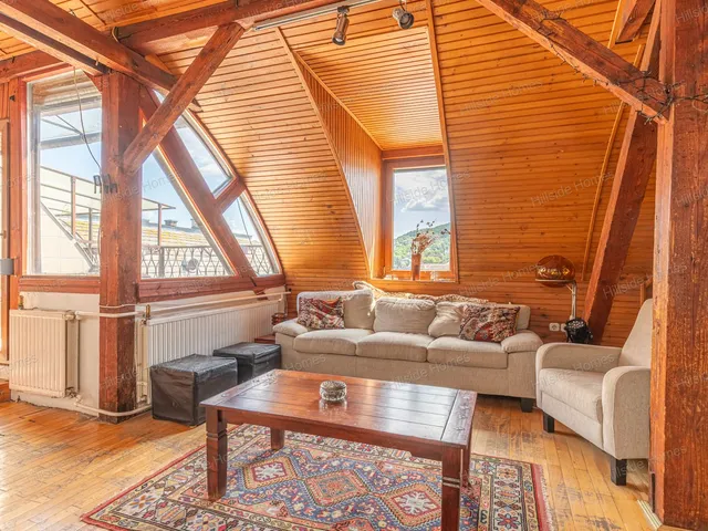 Eladó lakás Budapest II. kerület, Pasarét 142 nm