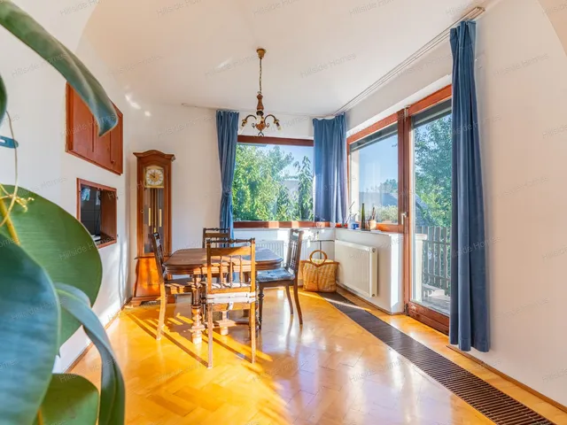 Eladó lakás Budapest XII. kerület, Csillebérc 143 nm