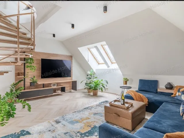 Eladó lakás Budapest XI. kerület, Péterhegy 215 nm