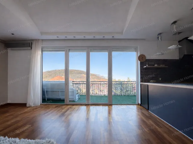 Eladó lakás Budapest II. kerület, Szemlőhegy 129 nm