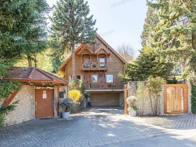 Eladó ház Leányfalu 467 nm