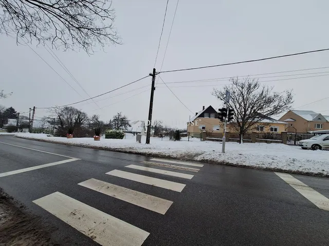 Eladó telek Zsámbék, Mányi út 1966 nm