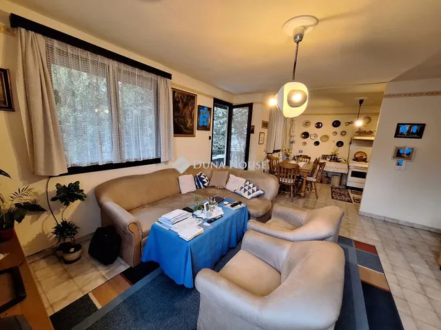 Eladó ház Budapest XVI. kerület, Avarszállás utca 180 nm