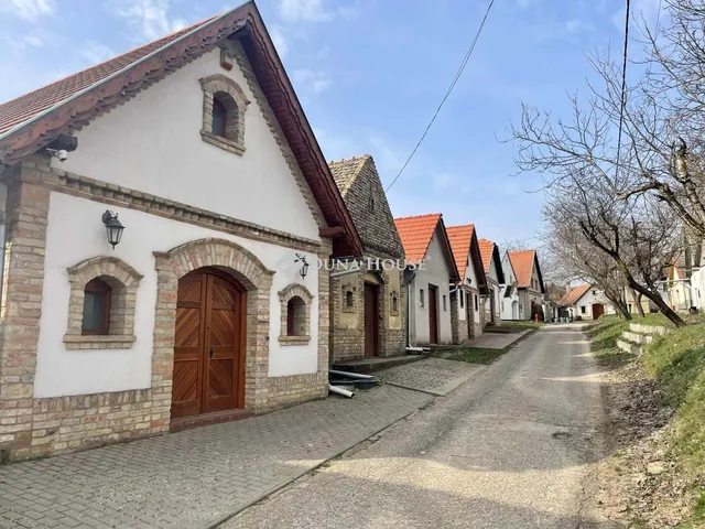 Eladó ház Bölcske 115 nm